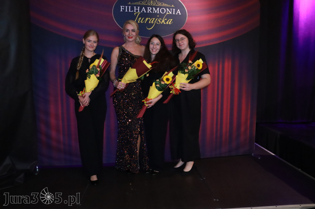 Fotorelacja: Koncert Impresje Jesienne w Filharmonii Jurajskiej