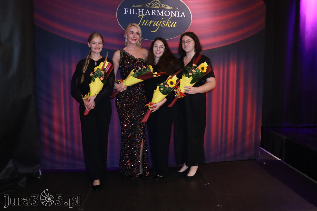 Fotorelacja: Koncert Impresje Jesienne w Filharmonii Jurajskiej