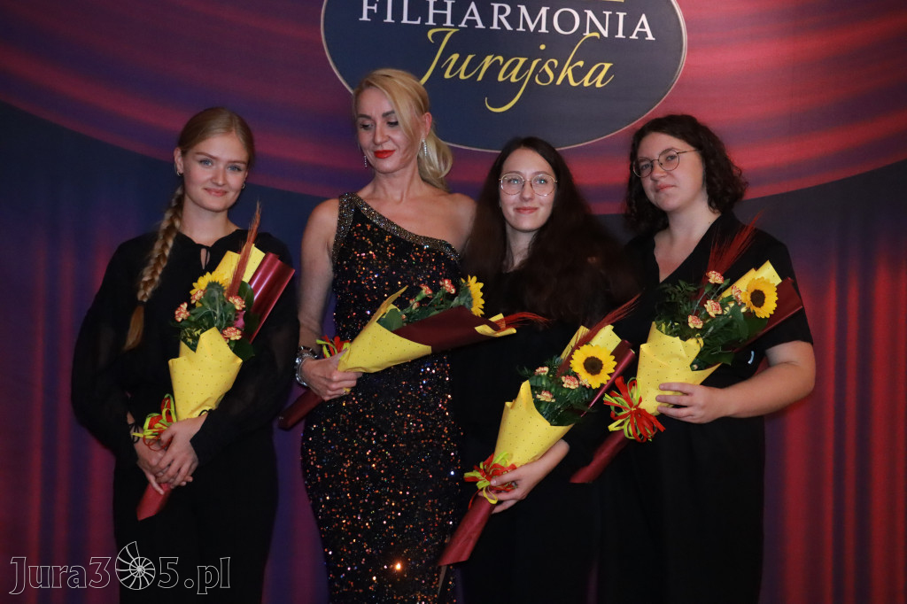 Fotorelacja: Koncert Impresje Jesienne w Filharmonii Jurajskiej