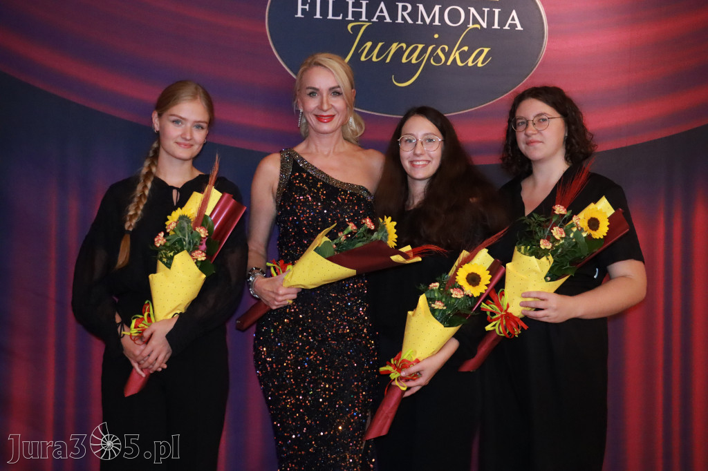 Fotorelacja: Koncert Impresje Jesienne w Filharmonii Jurajskiej
