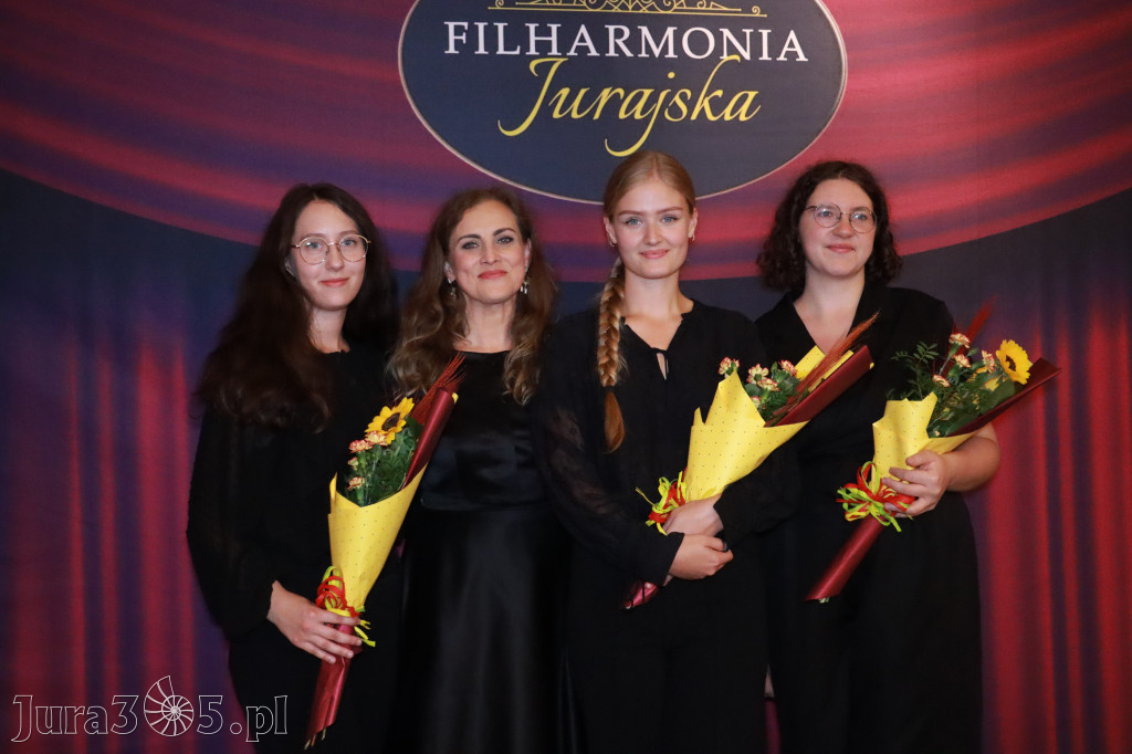 Fotorelacja: Koncert Impresje Jesienne w Filharmonii Jurajskiej