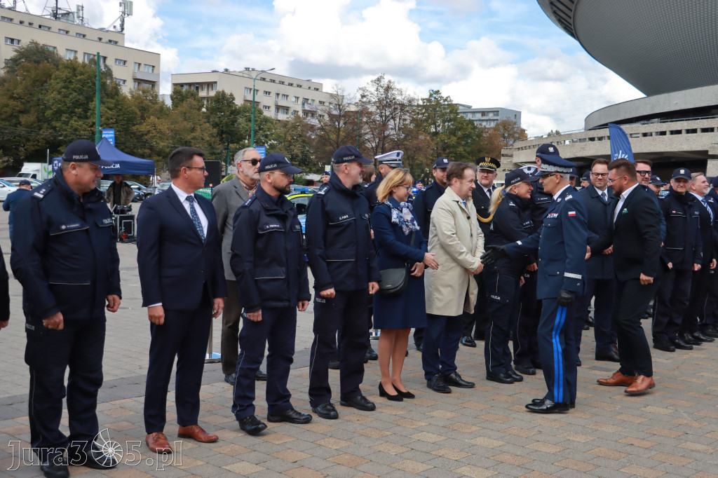 Fotorelacja: 2 nowe radiowozy dla Zawiercia
