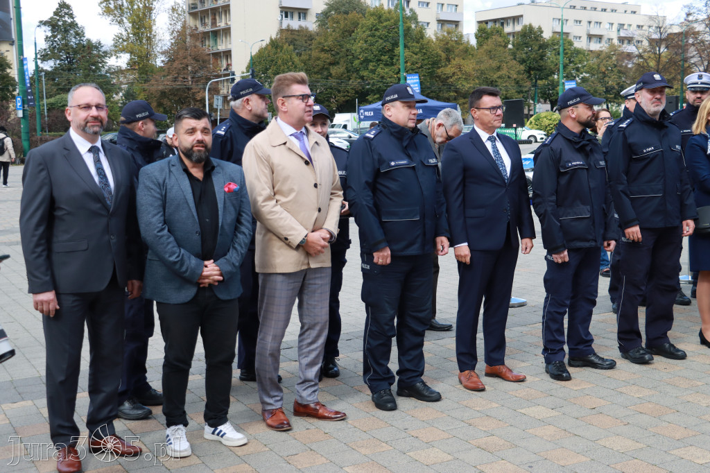 Fotorelacja: 2 nowe radiowozy dla Zawiercia