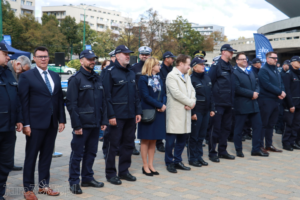 Fotorelacja: 2 nowe radiowozy dla Zawiercia