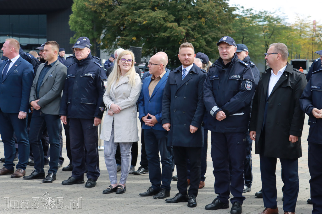 Fotorelacja: 2 nowe radiowozy dla Zawiercia