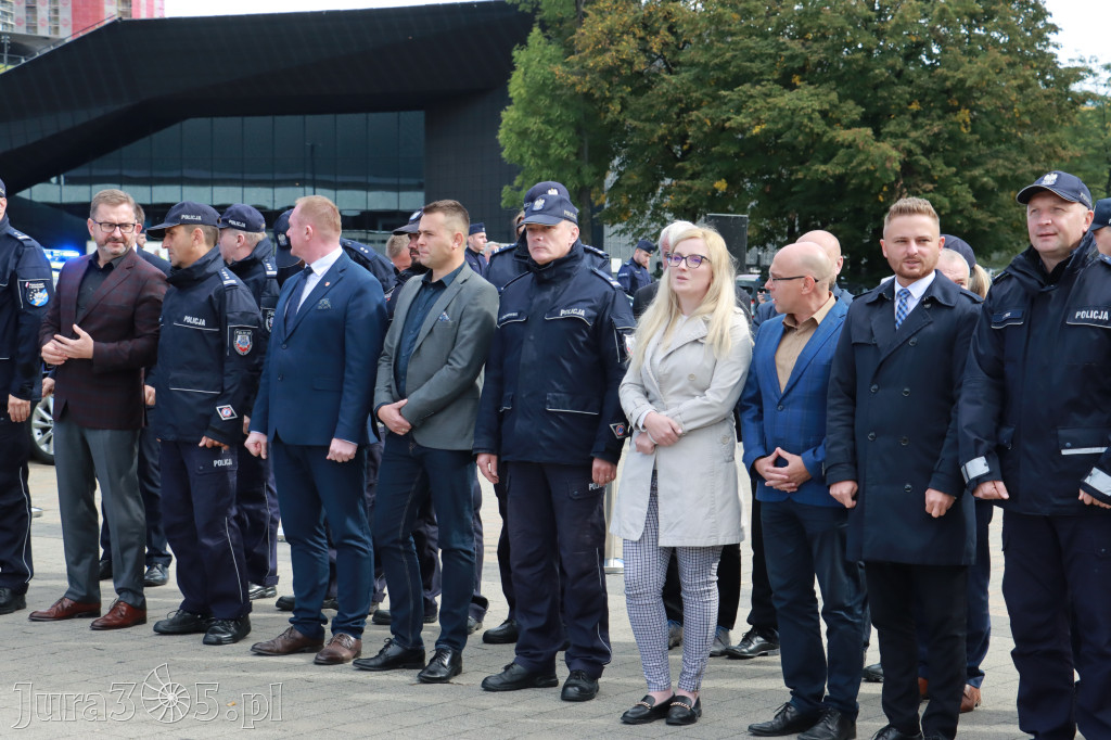 Fotorelacja: 2 nowe radiowozy dla Zawiercia