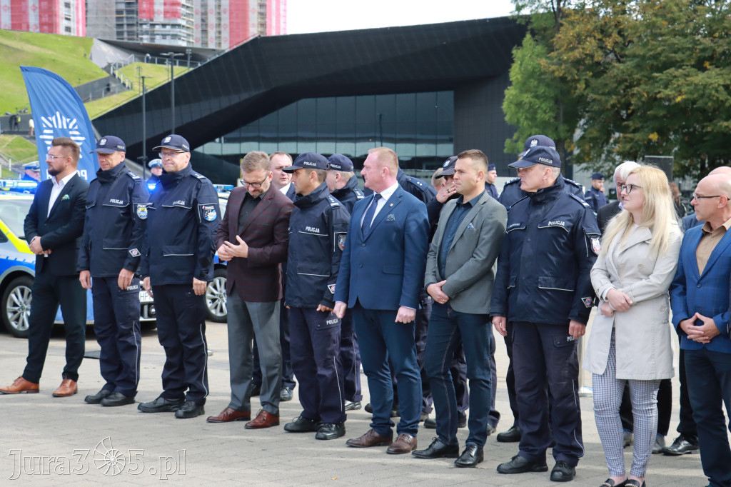 Fotorelacja: 2 nowe radiowozy dla Zawiercia