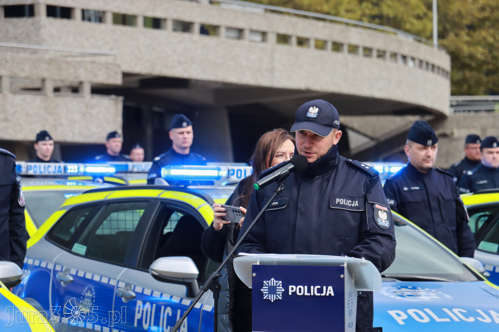 Fotorelacja: 2 nowe radiowozy dla Zawiercia