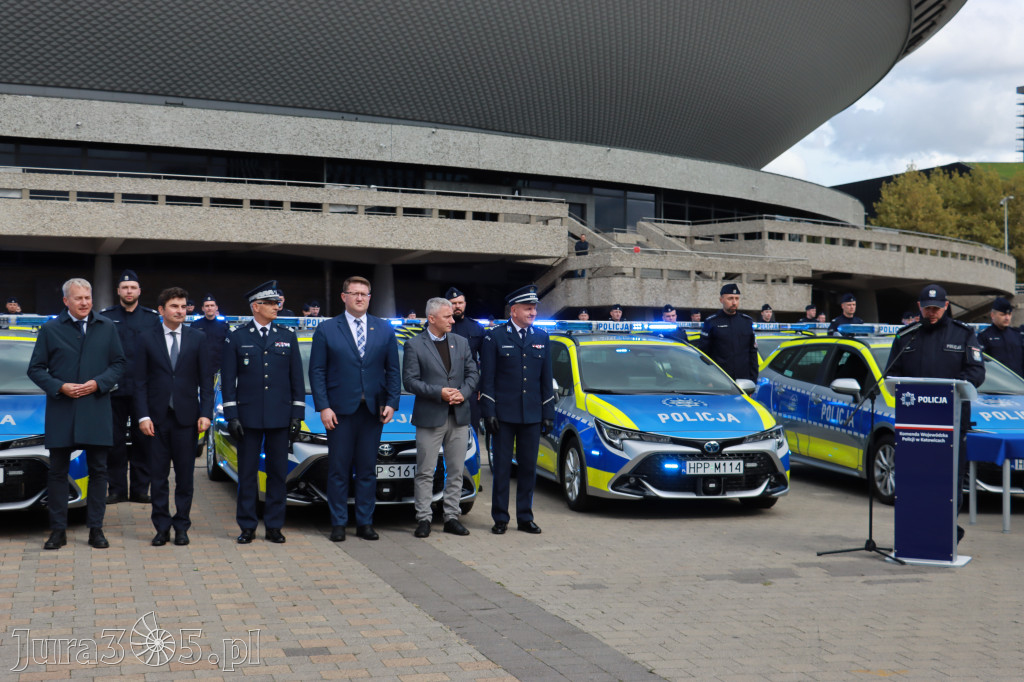 Fotorelacja: 2 nowe radiowozy dla Zawiercia