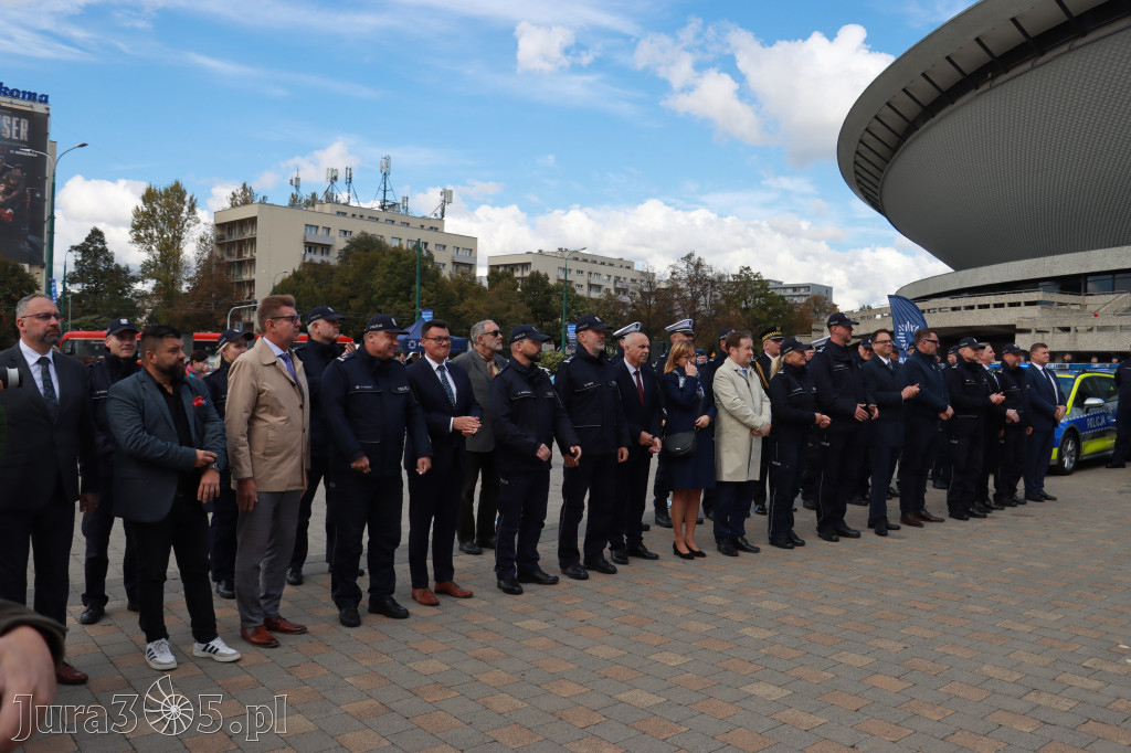 Fotorelacja: 2 nowe radiowozy dla Zawiercia