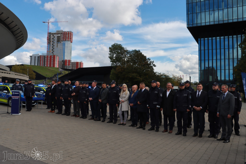 Fotorelacja: 2 nowe radiowozy dla Zawiercia