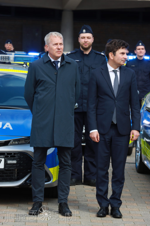 Fotorelacja: 2 nowe radiowozy dla Zawiercia