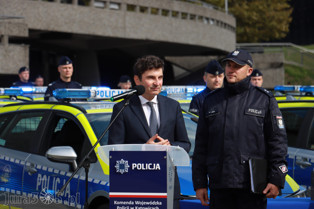 Fotorelacja: 2 nowe radiowozy dla Zawiercia