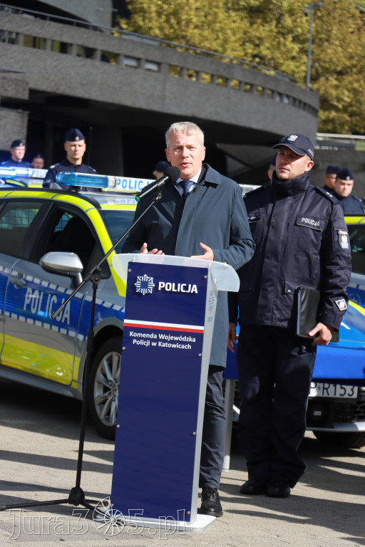 Fotorelacja: 2 nowe radiowozy dla Zawiercia