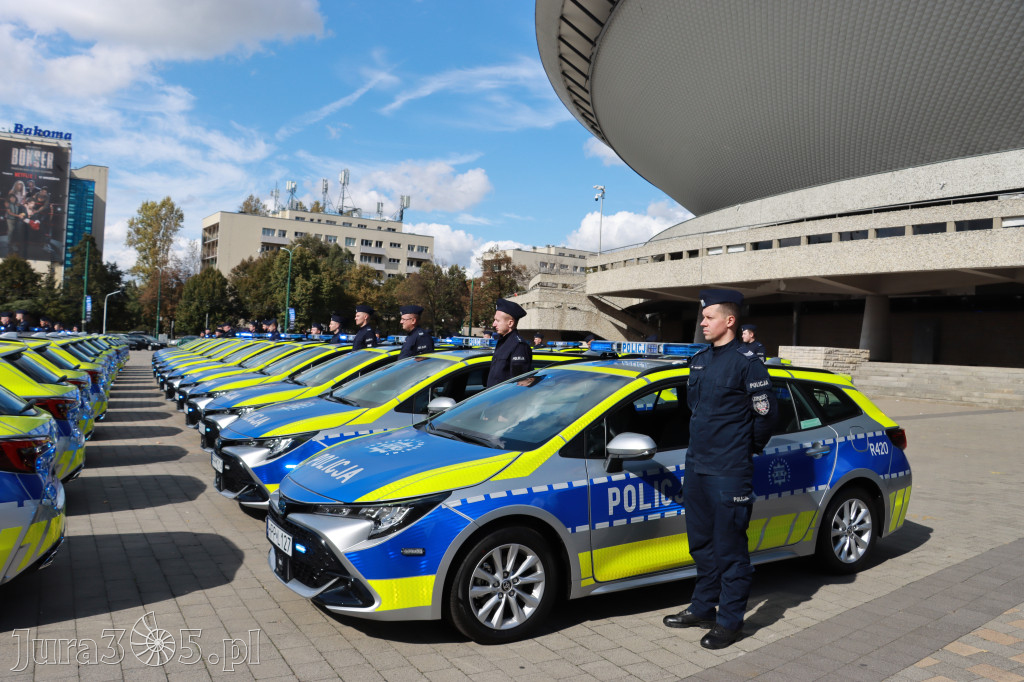 Fotorelacja: 2 nowe radiowozy dla Zawiercia
