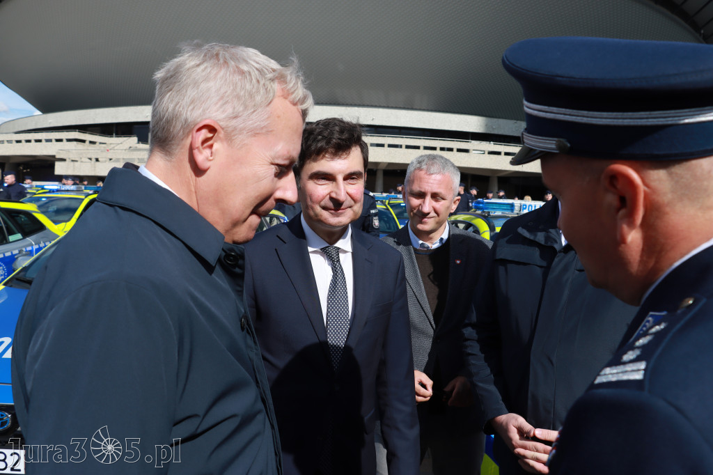 Fotorelacja: 2 nowe radiowozy dla Zawiercia