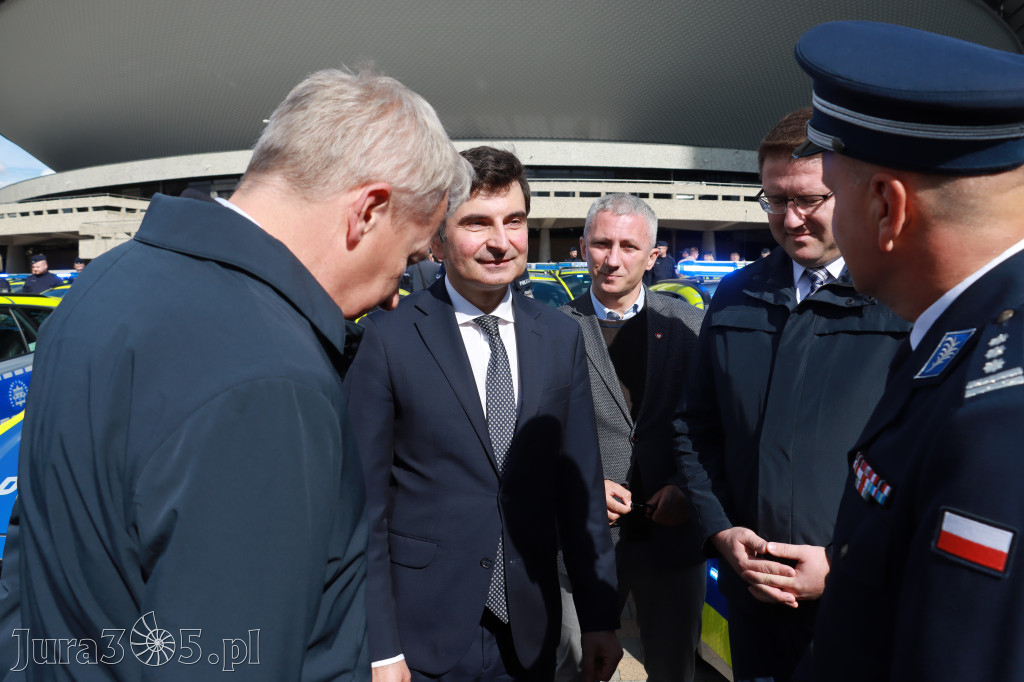 Fotorelacja: 2 nowe radiowozy dla Zawiercia