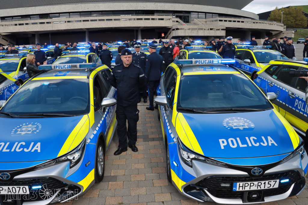 Fotorelacja: 2 nowe radiowozy dla Zawiercia
