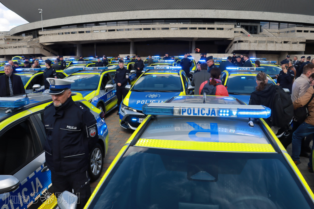 Fotorelacja: 2 nowe radiowozy dla Zawiercia