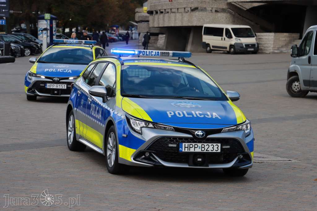 Fotorelacja: 2 nowe radiowozy dla Zawiercia