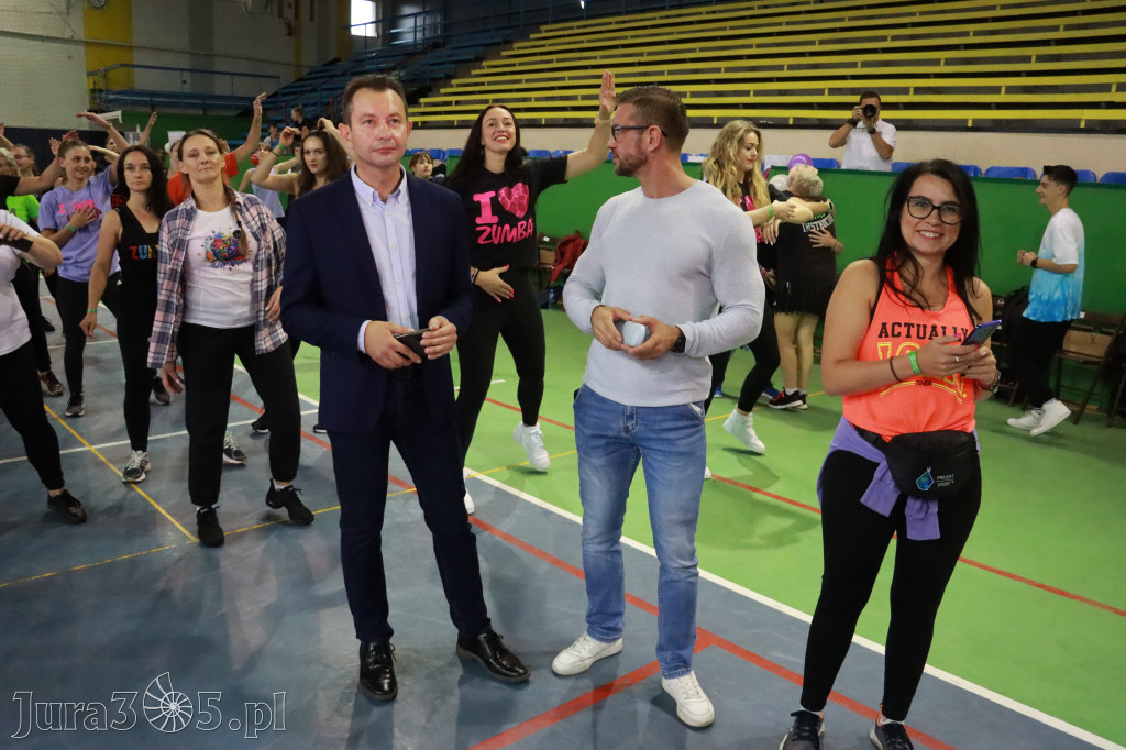Fotorelacja: Charytatywny maraton zumby w Zawierciu