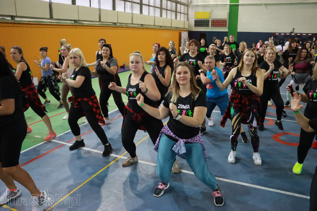 Fotorelacja: Charytatywny maraton zumby w Zawierciu