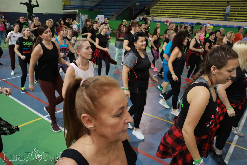 Fotorelacja: Charytatywny maraton zumby w Zawierciu