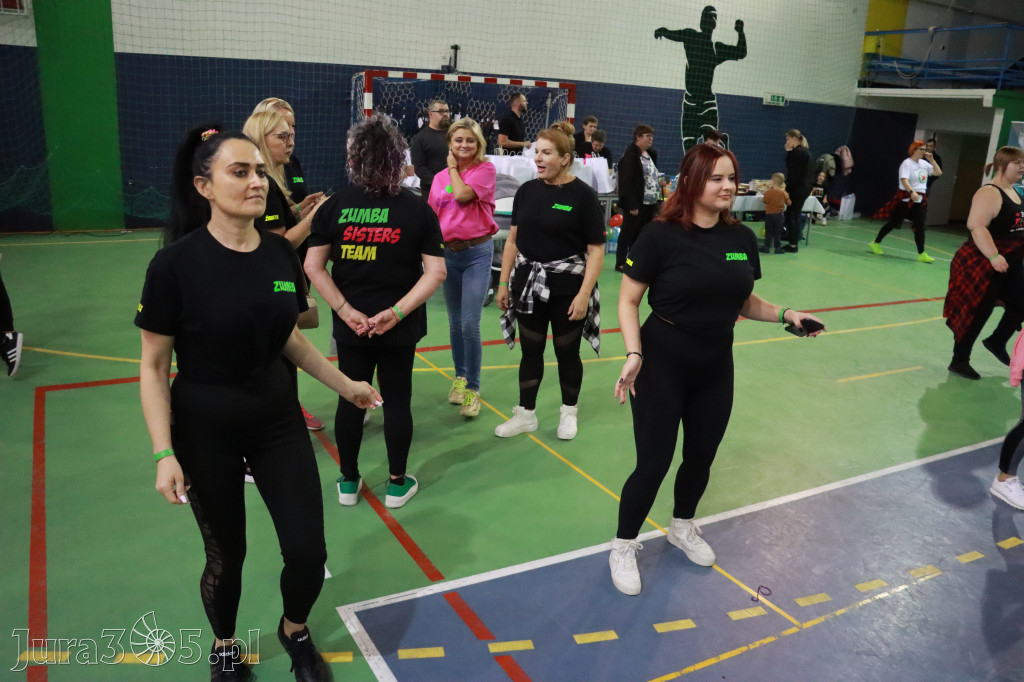 Fotorelacja: Charytatywny maraton zumby w Zawierciu