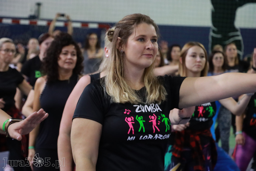Fotorelacja: Charytatywny maraton zumby w Zawierciu