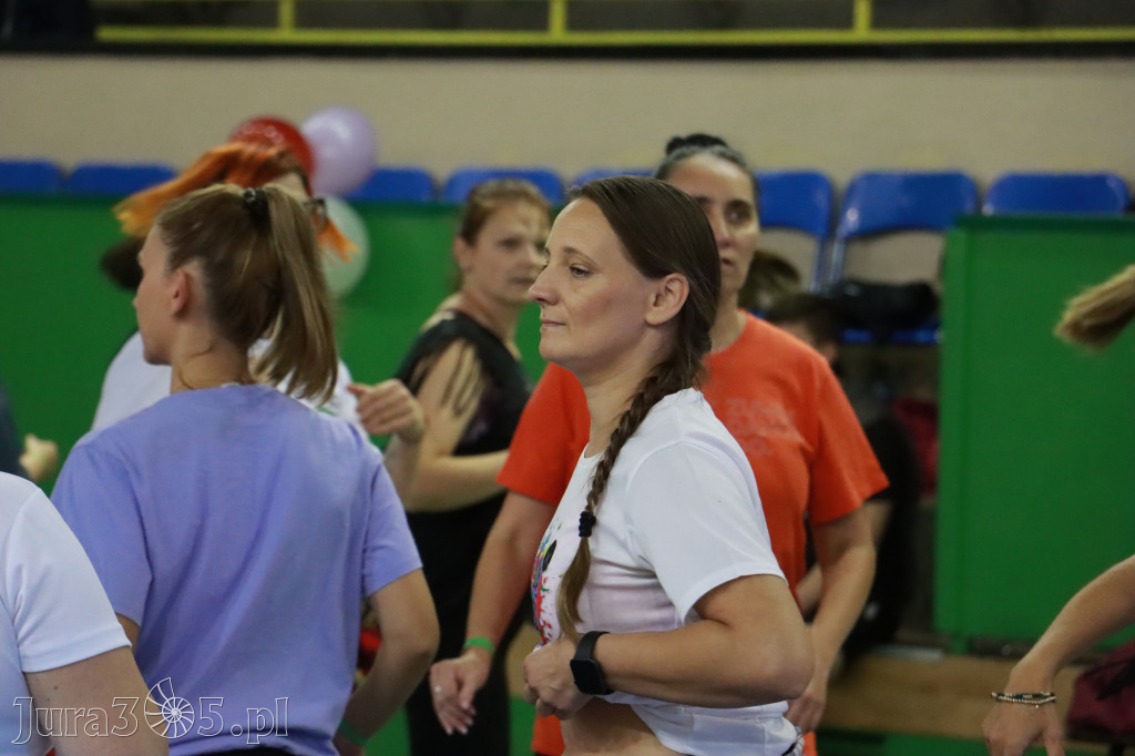 Fotorelacja: Charytatywny maraton zumby w Zawierciu