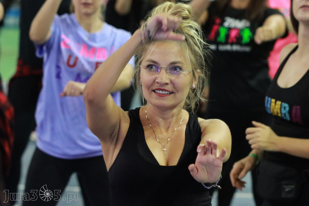 Fotorelacja: Charytatywny maraton zumby w Zawierciu