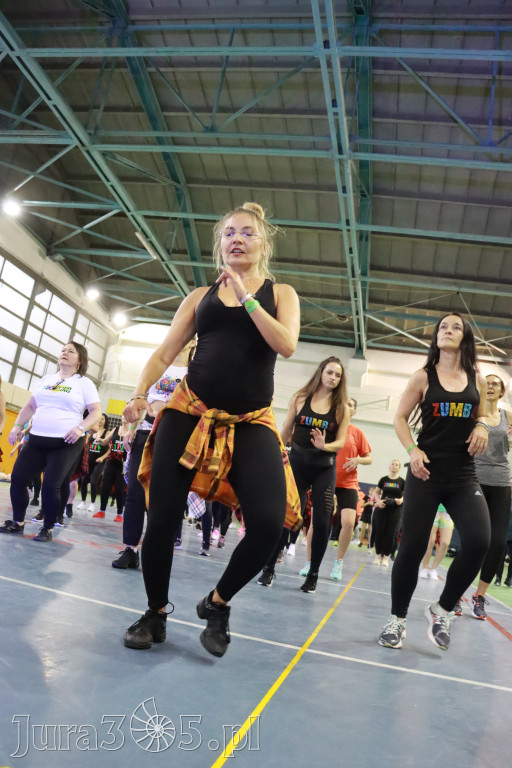 Fotorelacja: Charytatywny maraton zumby w Zawierciu