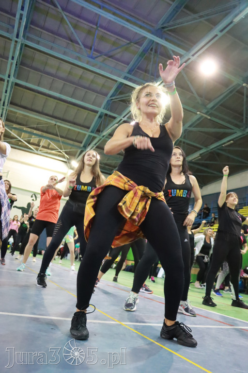 Fotorelacja: Charytatywny maraton zumby w Zawierciu