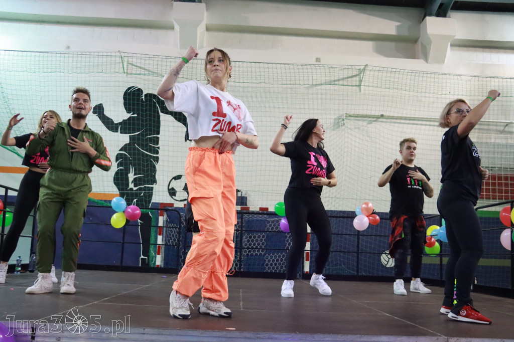 Fotorelacja: Charytatywny maraton zumby w Zawierciu