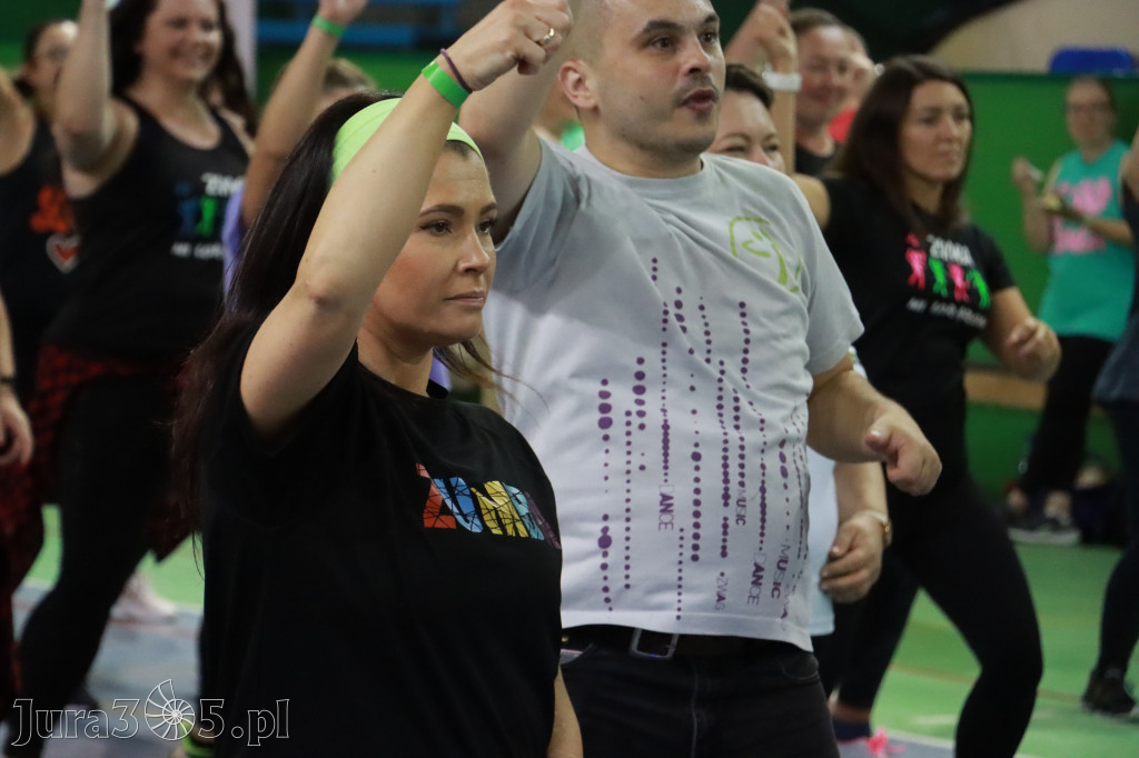 Fotorelacja: Charytatywny maraton zumby w Zawierciu