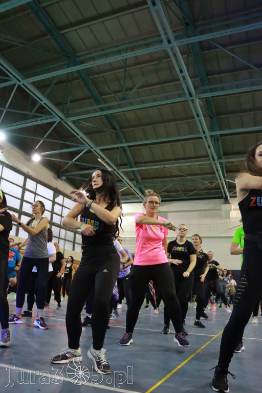 Fotorelacja: Charytatywny maraton zumby w Zawierciu