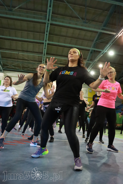 Fotorelacja: Charytatywny maraton zumby w Zawierciu