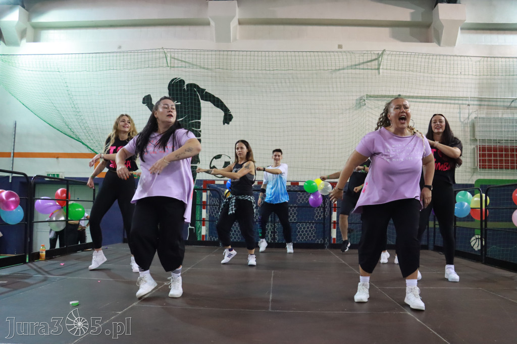 Fotorelacja: Charytatywny maraton zumby w Zawierciu