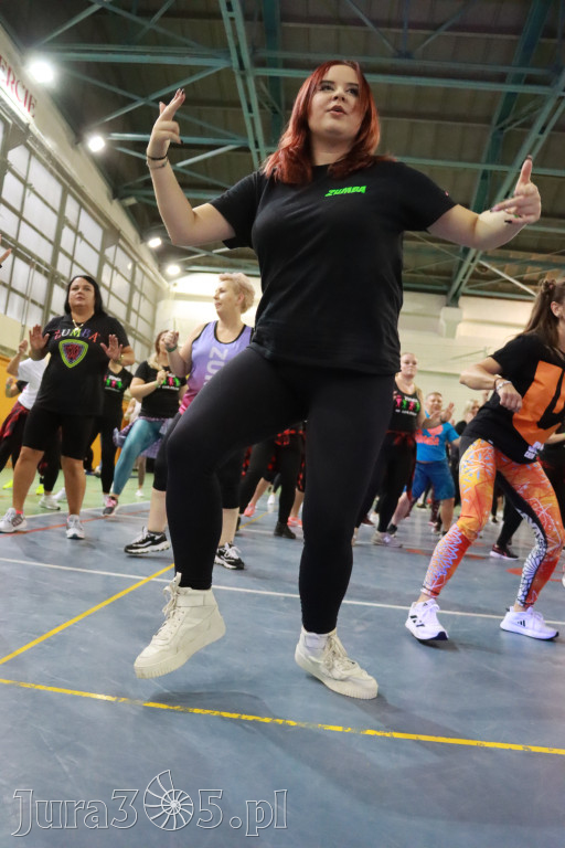 Fotorelacja: Charytatywny maraton zumby w Zawierciu