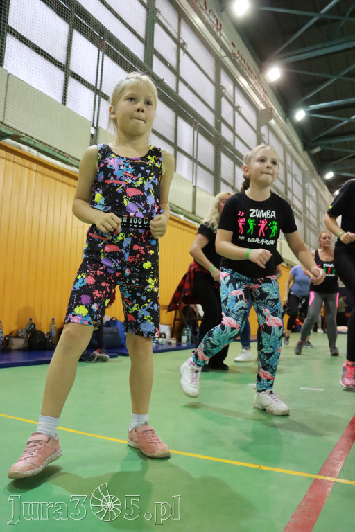 Fotorelacja: Charytatywny maraton zumby w Zawierciu
