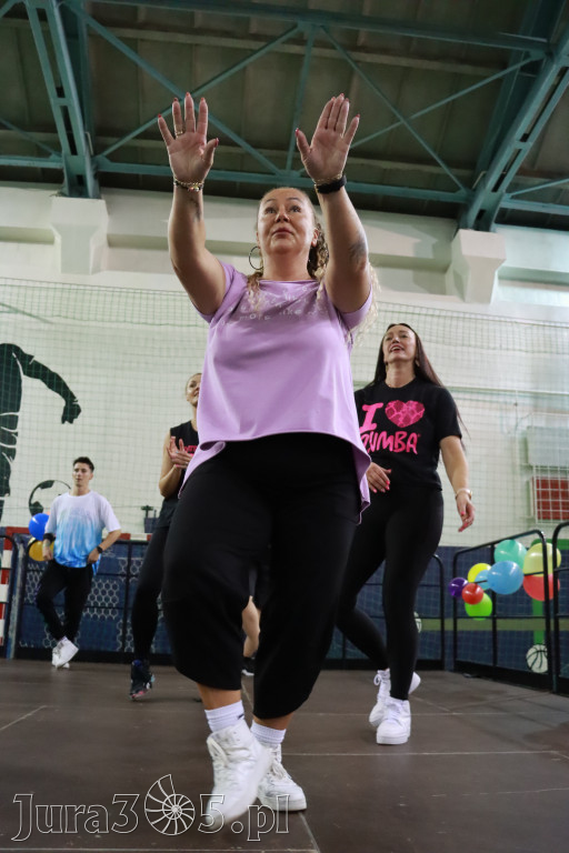 Fotorelacja: Charytatywny maraton zumby w Zawierciu