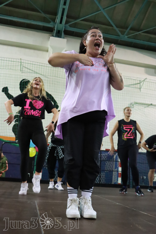 Fotorelacja: Charytatywny maraton zumby w Zawierciu