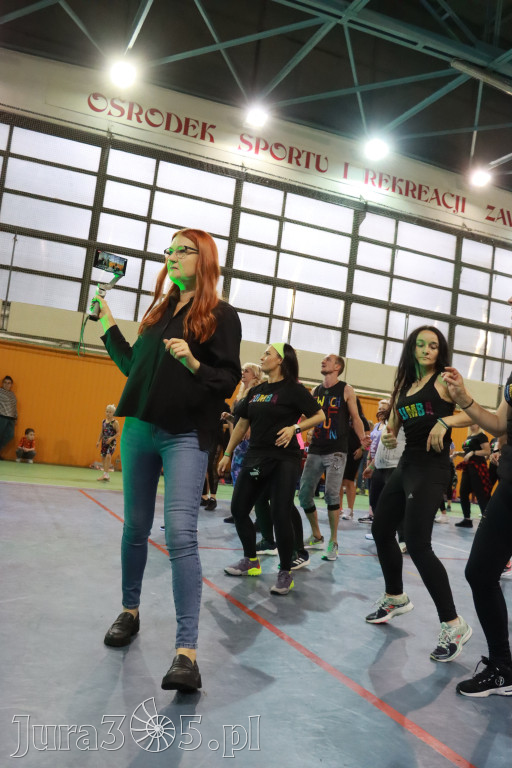 Fotorelacja: Charytatywny maraton zumby w Zawierciu