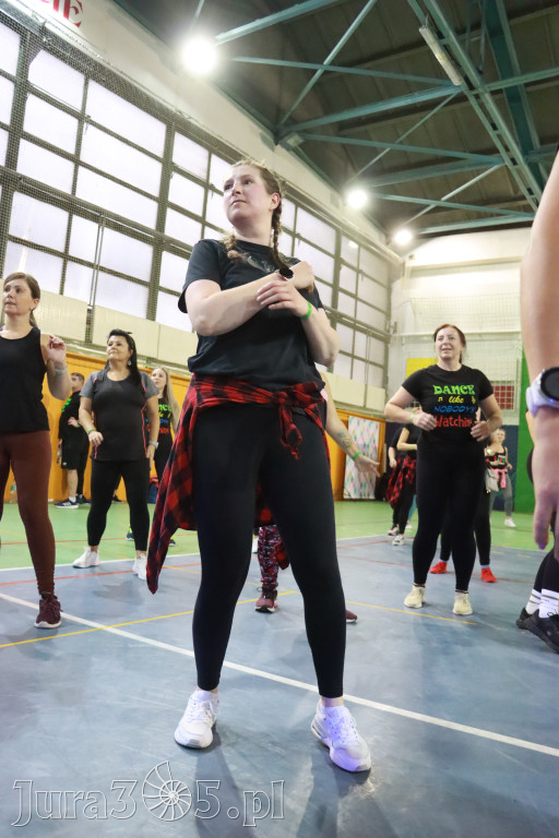 Fotorelacja: Charytatywny maraton zumby w Zawierciu