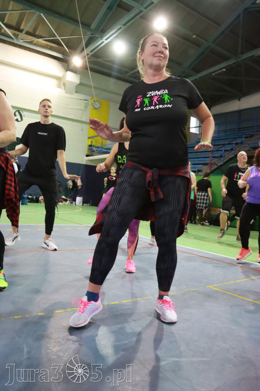 Fotorelacja: Charytatywny maraton zumby w Zawierciu