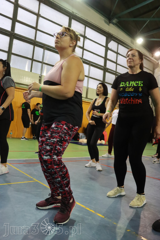 Fotorelacja: Charytatywny maraton zumby w Zawierciu