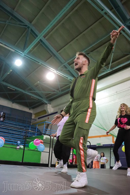 Fotorelacja: Charytatywny maraton zumby w Zawierciu