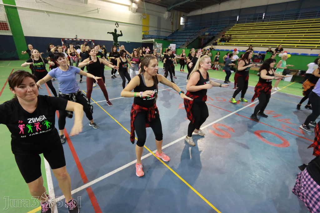 Fotorelacja: Charytatywny maraton zumby w Zawierciu