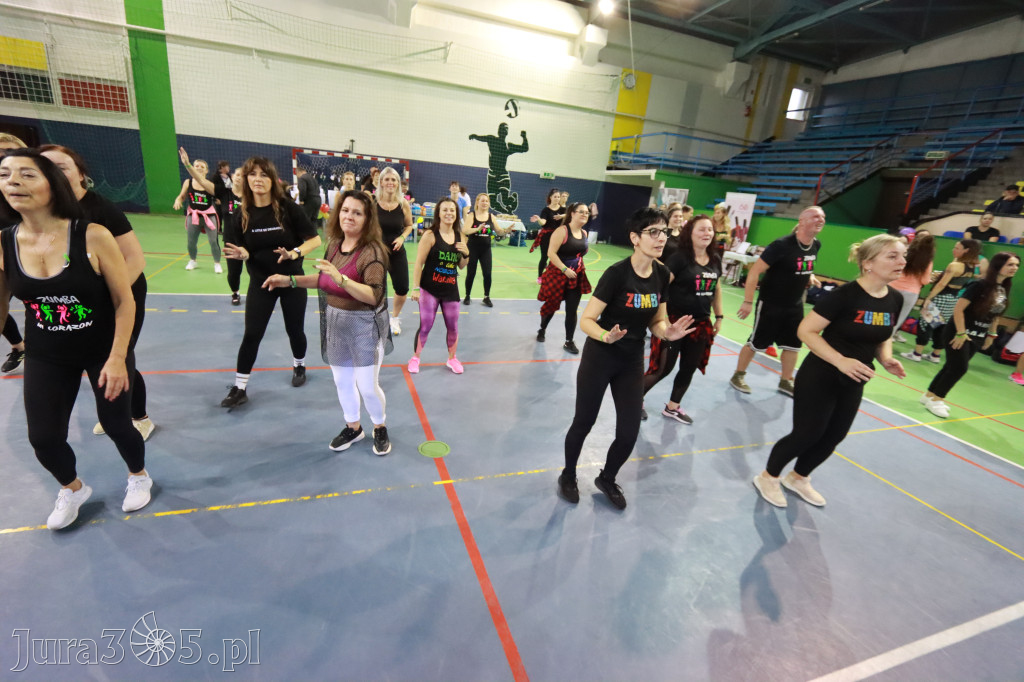 Fotorelacja: Charytatywny maraton zumby w Zawierciu