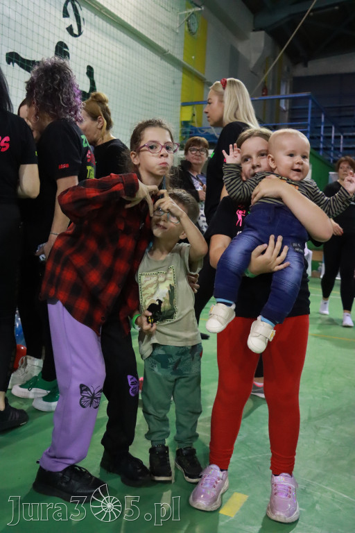 Fotorelacja: Charytatywny maraton zumby w Zawierciu